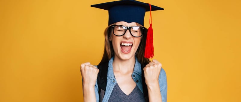 Así ayuda a tu CV tener certificación o doble titulación internacional