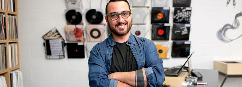 ¿Por qué debes emprender a tus 20?