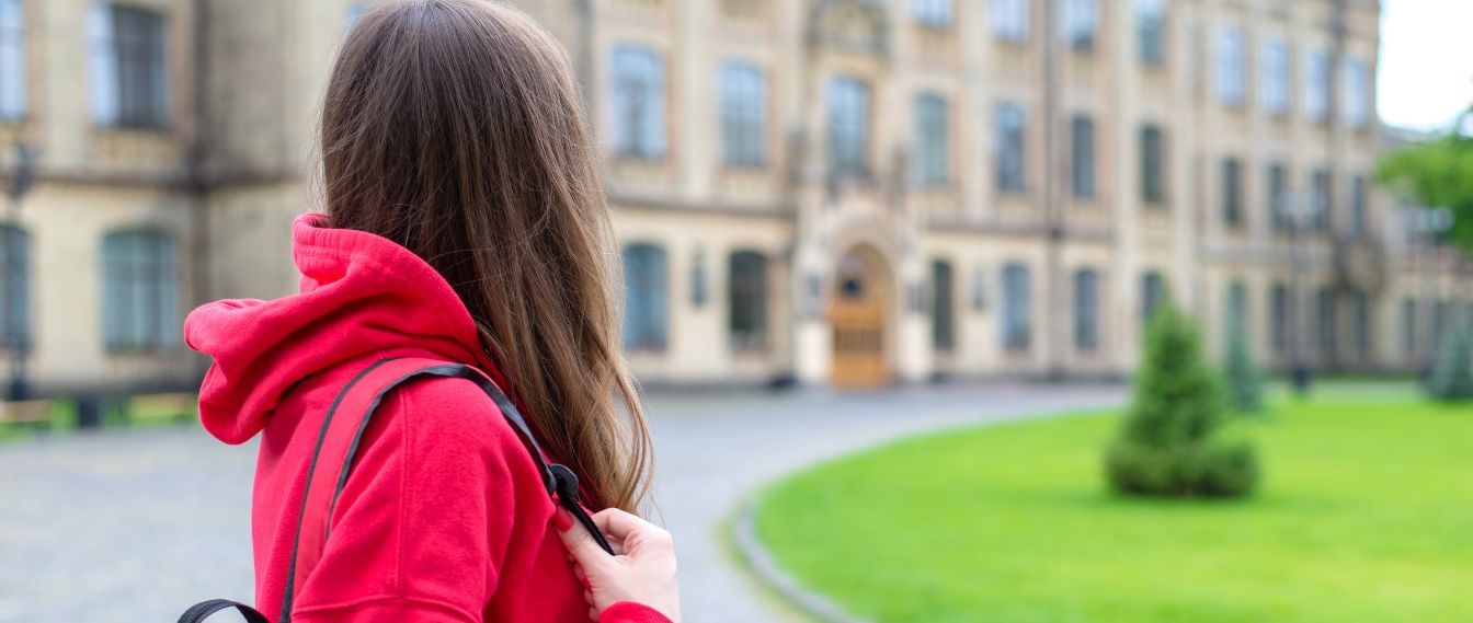 ¿Mi hijo tiene pase directo a la universidad?