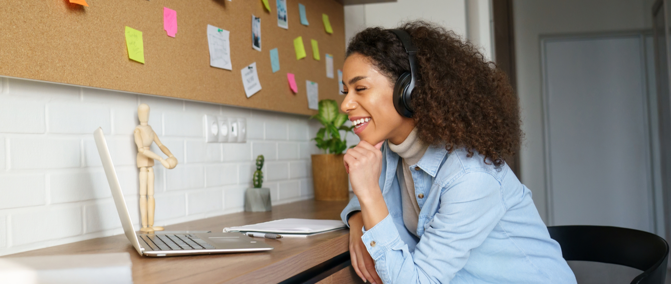 Conoce las Rutas de Certificación de UVM en alianza con Crehana